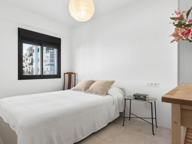 Appartement avec 3 Chambres  à Estepona