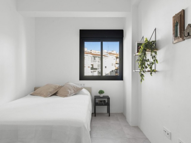 Appartement avec 3 Chambres  à Estepona