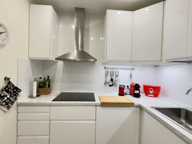 2 Bedrooms Apartment in Elviria