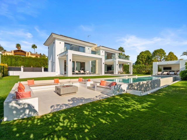 6 Sovrums Villa i Benahavís