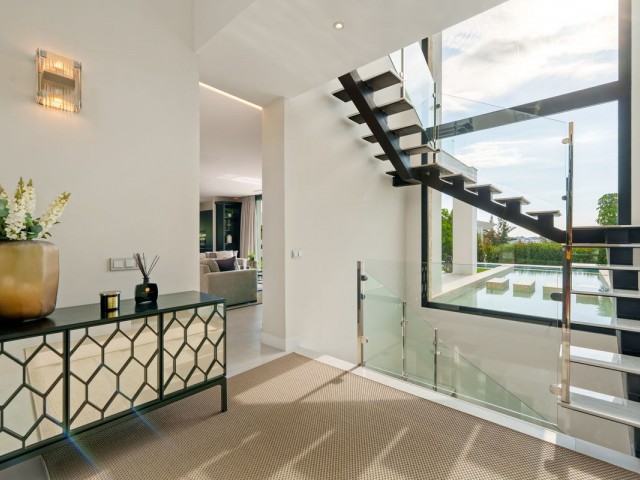 6 Sovrums Villa i Benahavís