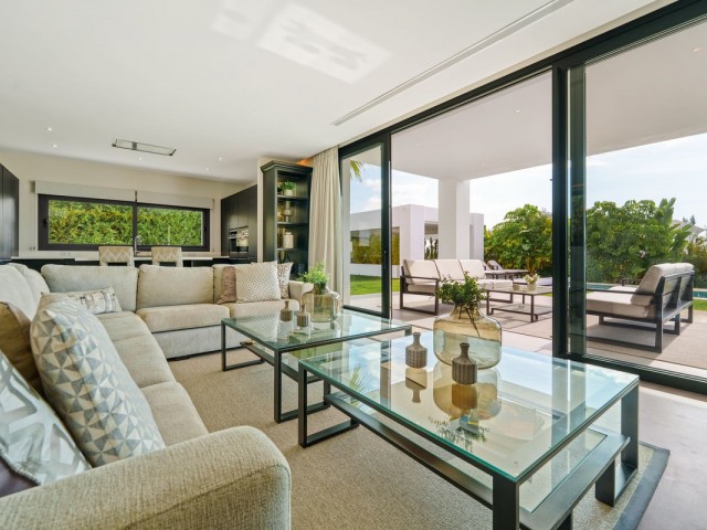 6 Sovrums Villa i Benahavís