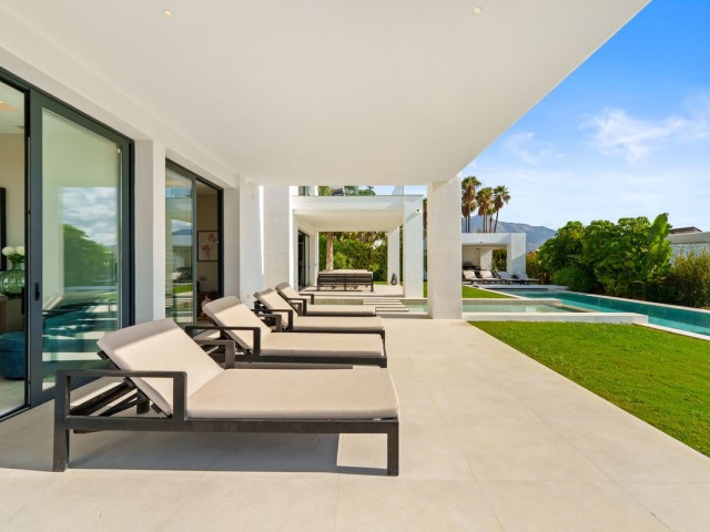 6 Sovrums Villa i Benahavís