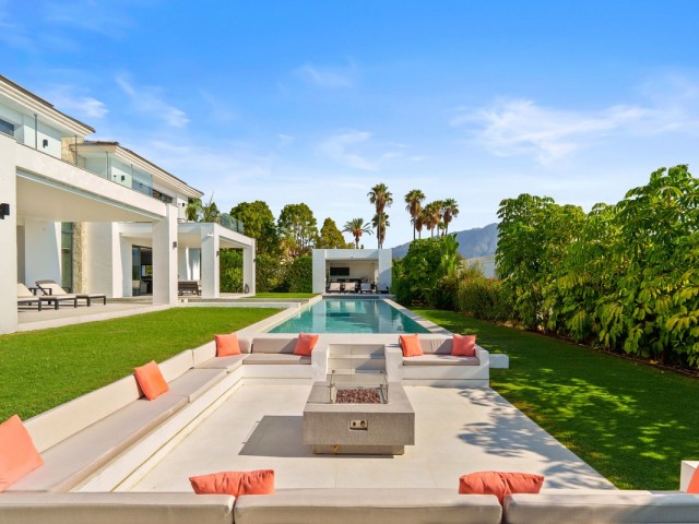 6 Sovrums Villa i Benahavís