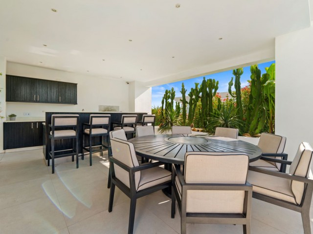 6 Sovrums Villa i Benahavís