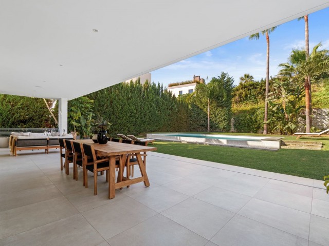 5 Makuuhuoneen Huvila Nueva Andalucía