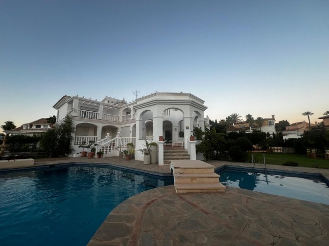 5 Schlafzimmer Villa in Torrequebrada