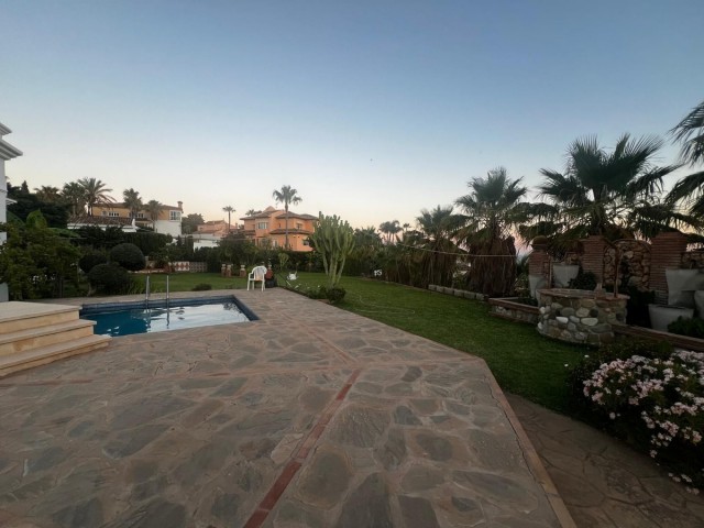 Villa, Torrequebrada, R5227558