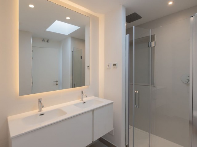 Villa avec 4 Chambres  à Benalmadena