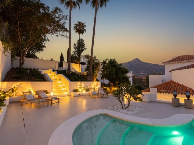 5 Soveroms Villa i Nueva Andalucía