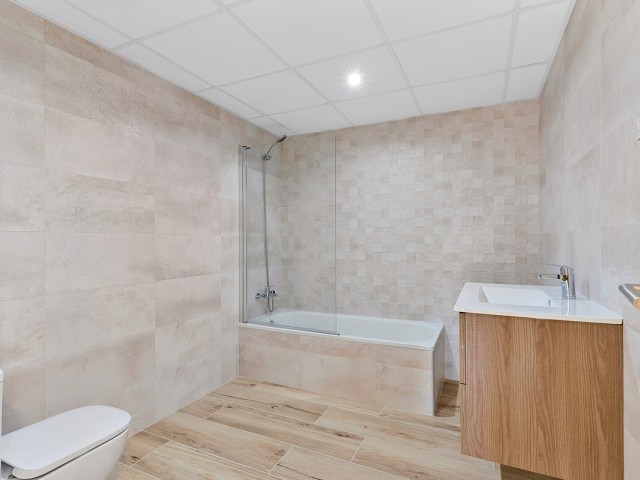 4 Soveroms Leilighet i Nueva Andalucía