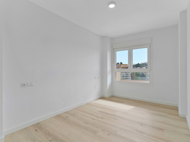 4 Soveroms Leilighet i Nueva Andalucía