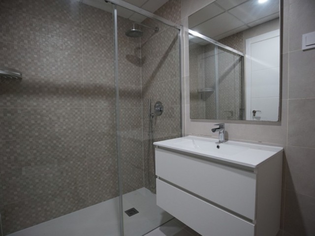 2 Schlafzimmer Apartment in Bel Air