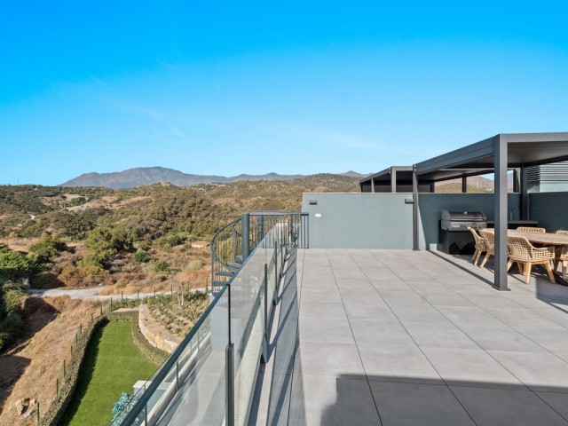 Penthouse avec 3 Chambres  à Estepona
