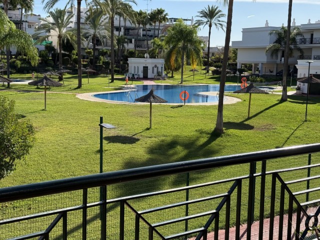 3 Makuuhuoneen Huoneisto Nueva Andalucía