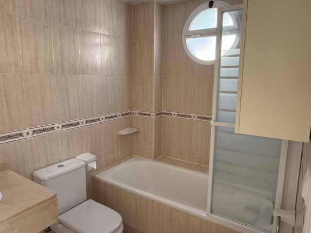 3 Makuuhuoneen Huoneisto Nueva Andalucía