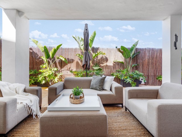 4 Makuuhuoneen Huoneisto Nueva Andalucía