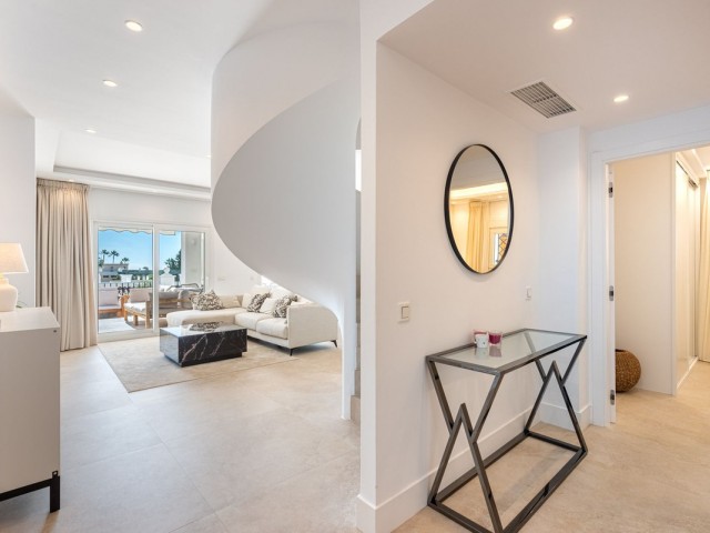 4 Makuuhuoneen Rivitalo Nueva Andalucía