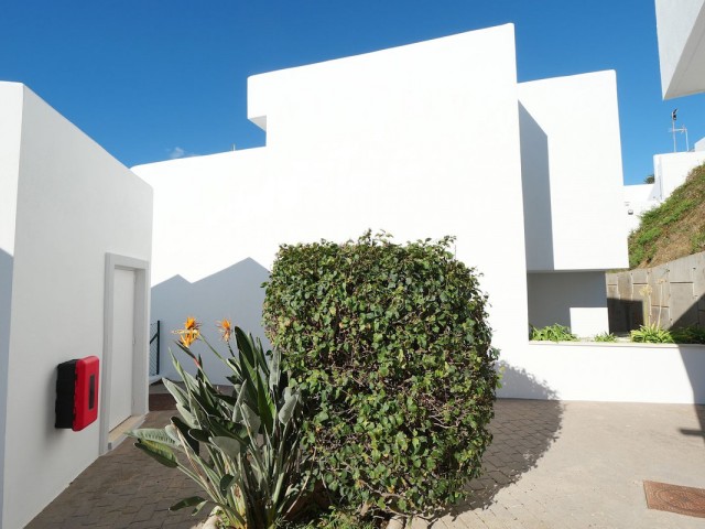 3 Bedrooms Villa in Cabopino