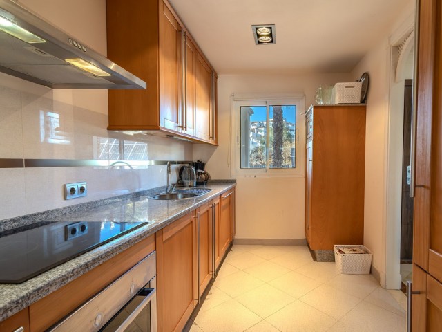 2 Soveroms Leilighet i Nueva Andalucía