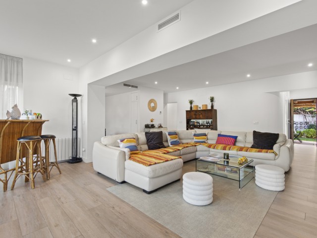 4 Soveroms Villa i Guadalmina Alta