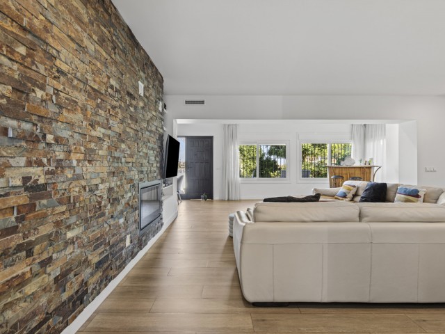 4 Soveroms Villa i Guadalmina Alta