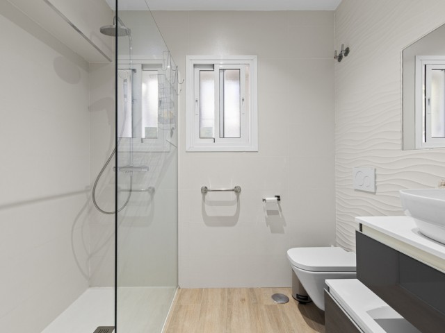 4 Soveroms Villa i Guadalmina Alta