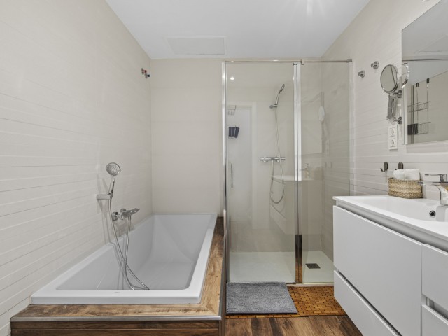 4 Soveroms Villa i Guadalmina Alta