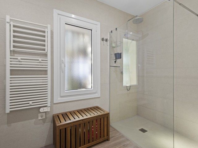 4 Soveroms Villa i Guadalmina Alta