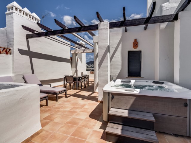 Appartement avec 2 Chambres  à Estepona