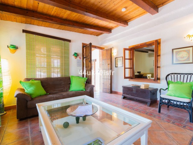 10 Bedrooms Villa in Mijas