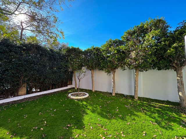 3 Sovrums Lägenhet i Elviria