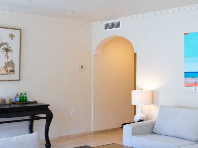 3 Sovrums Lägenhet i Elviria