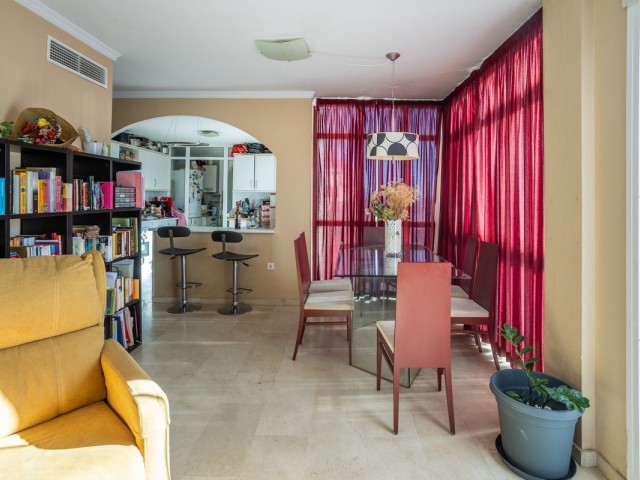 Appartement avec 3 Chambres  à Estepona