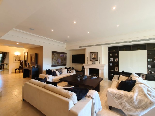 3 Makuuhuoneen Huoneisto Sotogrande Alto