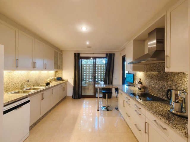 3 Makuuhuoneen Huoneisto Sotogrande Alto