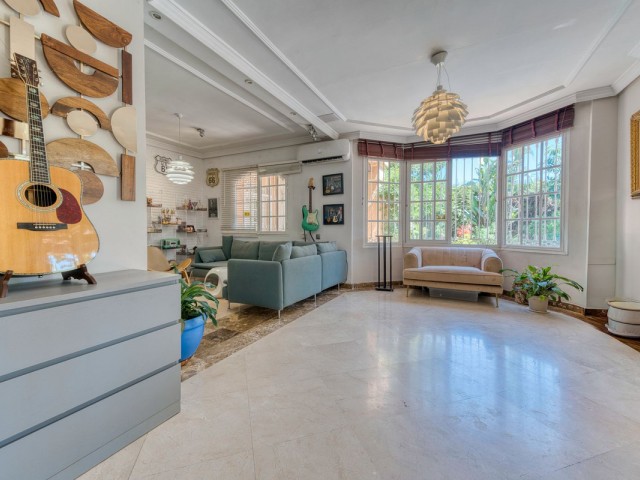 4 Schlafzimmer Villa in El Coto