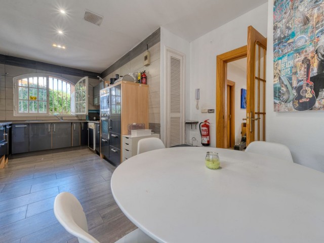 Villa avec 4 Chambres  à El Coto