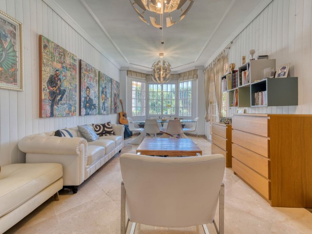 4 Bedrooms Villa in El Coto