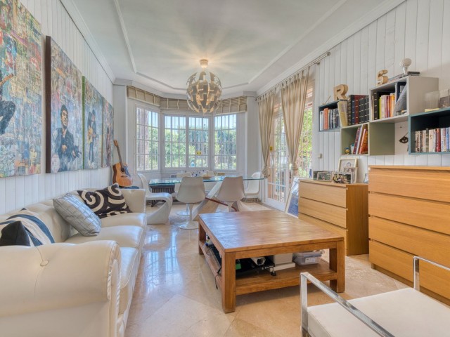 4 Bedrooms Villa in El Coto