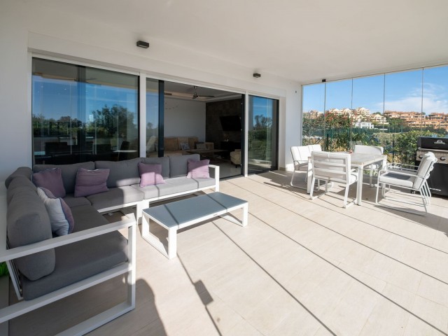 3 Bedrooms Apartment in Benahavís