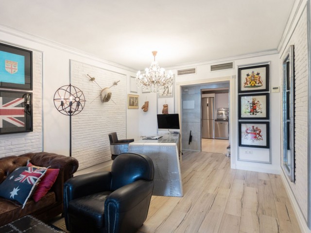 2 Makuuhuoneen Huoneisto Puerto Banús