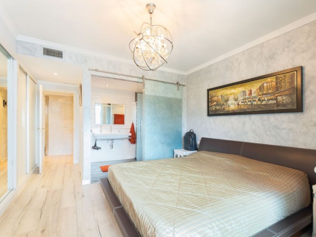 2 Makuuhuoneen Huoneisto Puerto Banús