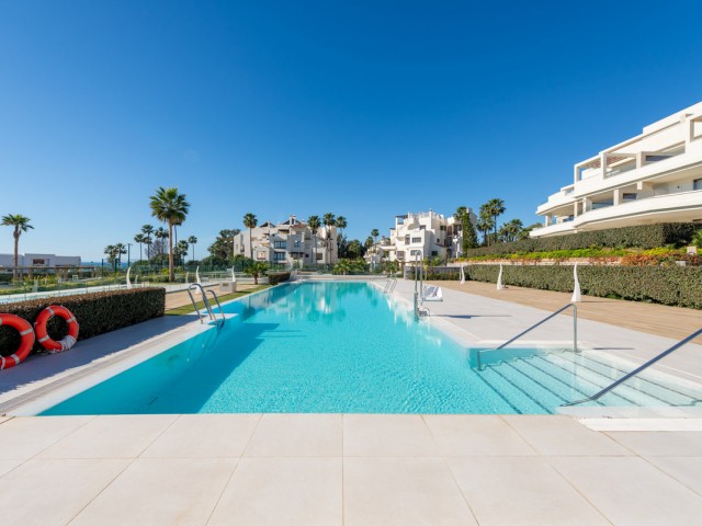 Appartement avec 3 Chambres  à Estepona
