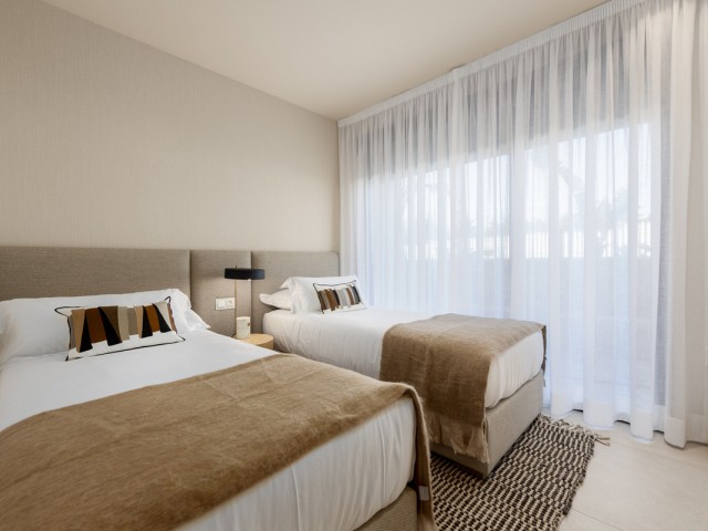 Appartement avec 3 Chambres  à Estepona