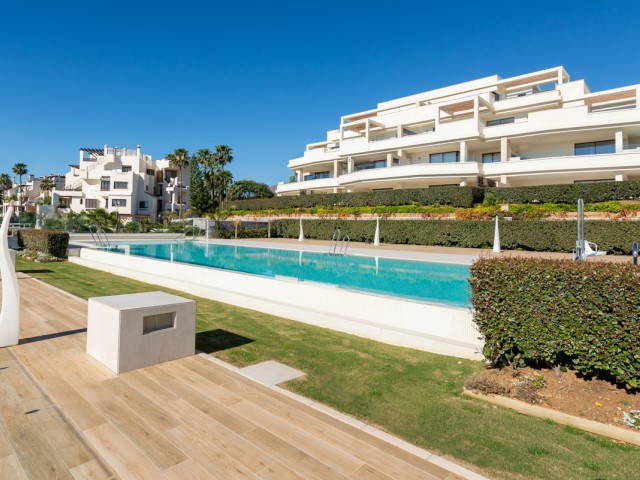 Appartement avec 3 Chambres  à Estepona