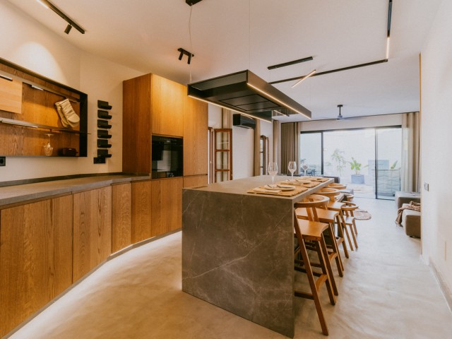 3 Bedrooms Townhouse in The Golden Mile