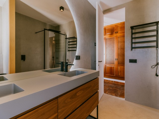 3 Bedrooms Townhouse in The Golden Mile