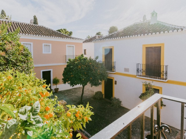 3 Bedrooms Townhouse in The Golden Mile