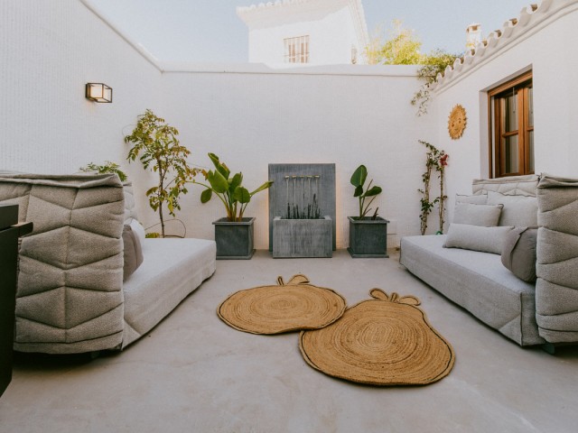 3 Bedrooms Townhouse in The Golden Mile